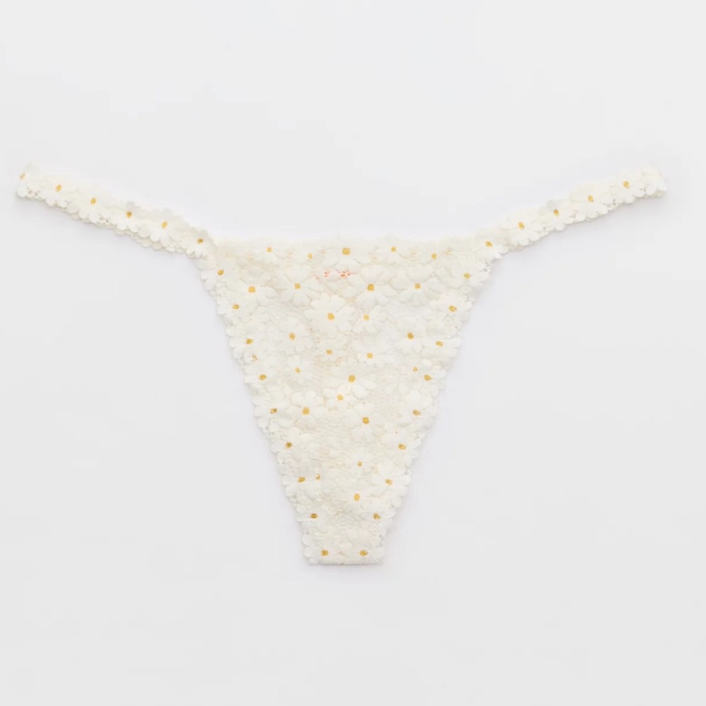 Never Worn Aerie Daisy Thong